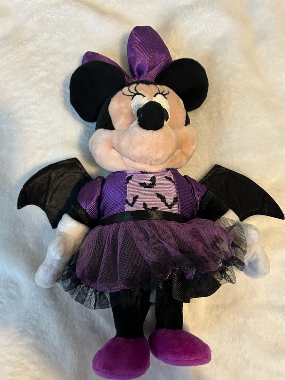 Animated MINNIE MOUSE Vampire Bat Dracula Halloween Dancing Disney Waddler